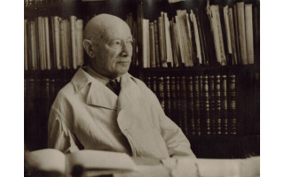 Lazaris Gutmanas, vienas iš žymių tarpukario žydų akademinės inteligentijos atstovų, gimė Palangoje