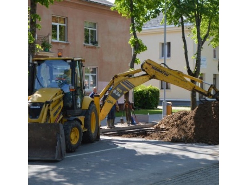 Per savaitę – du vandens trasos trūkiai Vytauto gatvėje