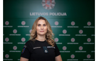 Prieš kelis mėnesius Klaipėdos apskrities policijos Operatyvaus valdymo skyriui vadovauti pradėjusi pareigūnė akcentuoja komandos svarbą – „Vienas lauke ne karys“