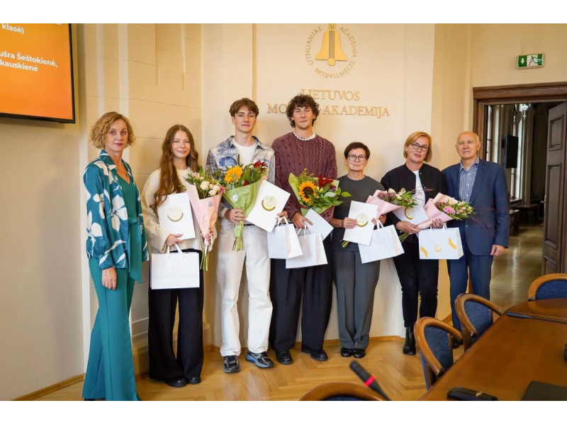 Palangos senosios gimnazijos mokiniai nacionaliniame konkurse pelnė pirmąją vietą