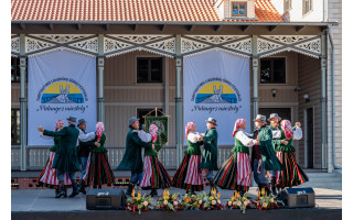 Prasideda tarptautinis liaudiškų šokių festivalis „Palangos miestely“