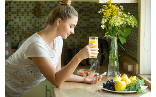Kaip išsaugoti maksimalų vitaminų kiekį sultyse?