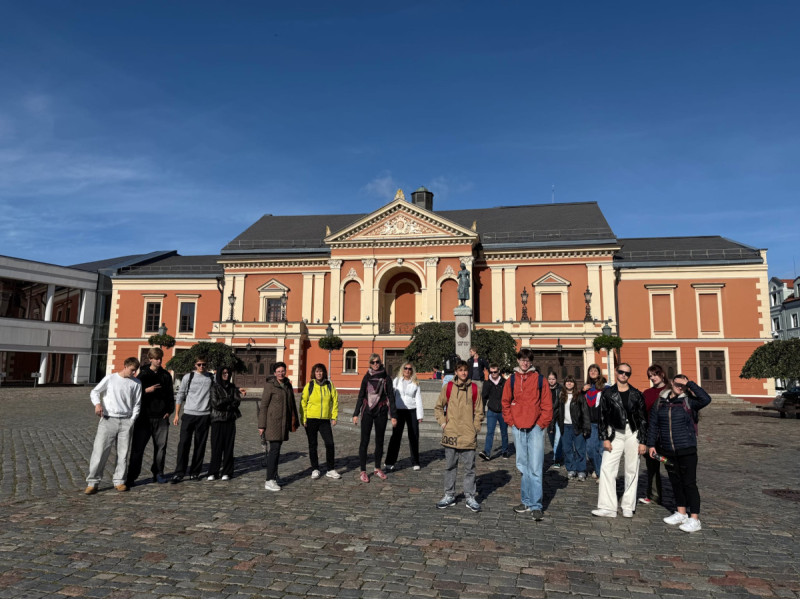 Erasmus nutiesė tiltą tarp Palangos senosios gimnazijos ir Vokietijos Görlitz Augustus-Annen gimnazijos  (FOTO GALERIJA)