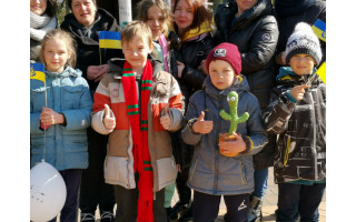 Palangos savivaldybės bei kurorto verslo bendradarbiavimo dėka ukrainiečiai vaikai bus maitinami ir per atostogas