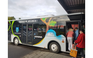 Palangos „Vlasava“ siūlo darbą autobuso vairuotojui – konduktoriui