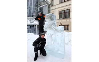 Kretingos grafų Tiškevičių parke gimsta ledo skulptūrų galerija 
