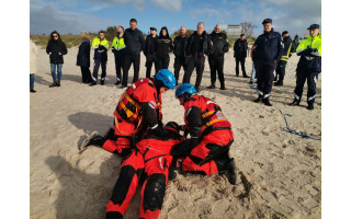 Žmonių saugumui Baltijos jūroje užtikrinti – tarptautiniai gelbėtojų mokymai