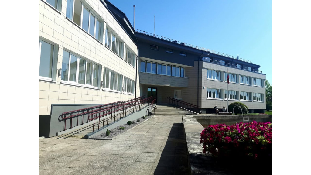 Palangos globos namų teritorija atnaujinta – senjorai jau džiaugiasi patogesne aplinka