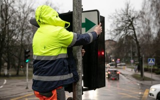 Į Palangos sankryžas grąžintos penkios žaliosios rodyklės