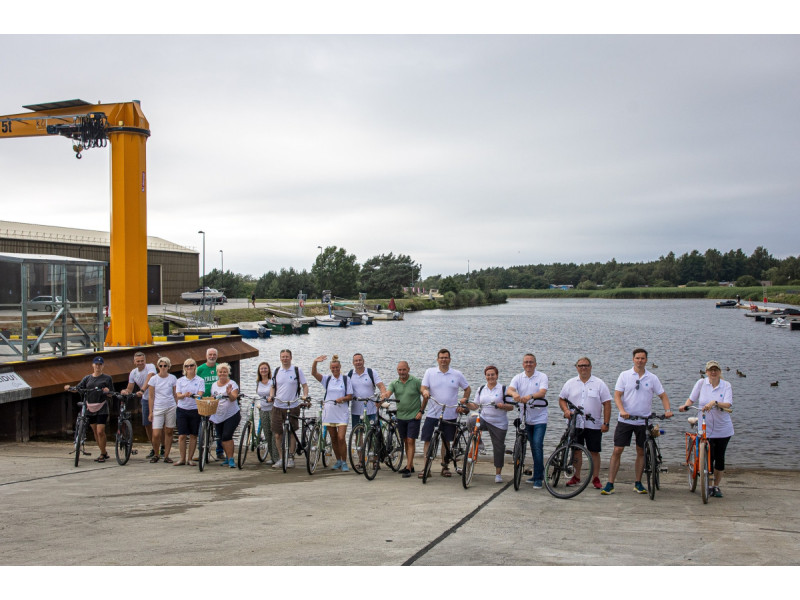 Palangą ir Šventąją Tėvynės Sąjungos-LKD pirmininkas Laurynas Kasčiūnas ir kiti Seimo nariai įvertino pabalnoję dviračius (FOTO GALERIJA)