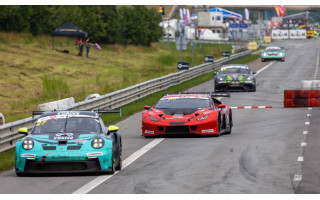 Palangoje – pirmieji „Aurum 1006 km“ lenktynių kilometrai: neišvengta variklio keitimo 
