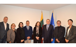 Palangos savivaldybėje lankėsi Prancūzijos ambasadorė Alix Everad, garbės konsulas Klaipėdoje Olivier Criou bei Prancūzų kalbos instituto direktorius Pascal Sliwanski