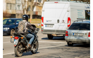 Pokyčiai motociklų vairuotojams: Seimas uždegė žalią šviesą sušvelninti atsakomybę dėl greičio viršijimo 