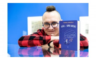 Vaikų rašytojas iš Palangos: „Vaikui reikia dviejų dalykų, kad jis pamėgtų skaitymą - skaitančių mamos, tėčio, brolio ar sesės ir geros knygos"