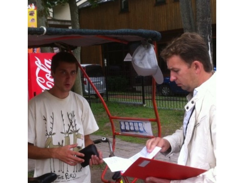 „Kad ne su klientais pagavote. Šiaip važinėju. Kur čia nusižengimas?“