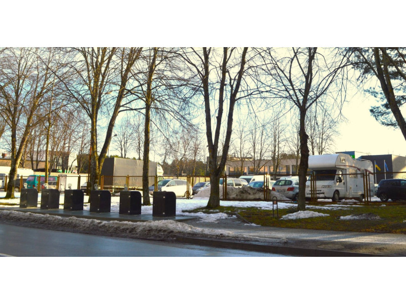 Vyriausybė perdavė Palangai automobilių stovėjimo aikštelę Ganyklų gatvėje