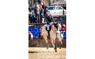 Airida Bučė įsigys žirgą Palangos „Happy Horse“ žirgyne: „Augant dukros meistriškumui, atsirado noras turėti savą žirgą, rūpintis juo ir kurti ypatingą ryšį”