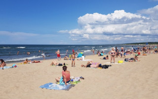 Pajūryje laisvų vietų beveik neliko: kambarių kaina gali atimti žadą 