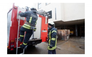 Užsiliepsnojo vaikų stovyklos pastatas