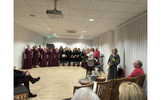 Autorinių romansų vakare Kretingoje – ir šventojiškės poetės poetės Renatos Kuršytės kūryba