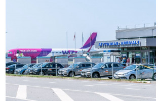 Palangos oro uosto takus rekonstruos latvių bendrovė