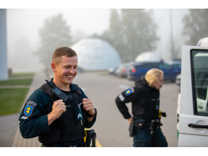 Palangos policijos pareigūnas Mantas Elzbergas pasirengęs užtikrinti ne tik visuomenės, bet ir Tėvynės saugumą  