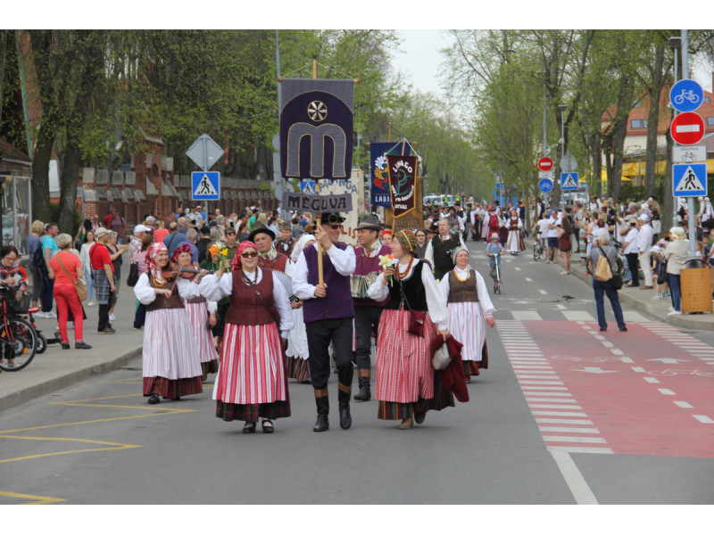 32-ąjį kartą iš įvairių Lietuvos vietų susirinkę folkloro ansambliai balandžio 22-24 dienomis kvies palangiškius ir miesto svečius į Jurginių festivalio veiklas Palangos gamtoje