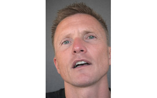 Matas Gailevičius skalambina varpais dėl Sporto centro 3 eurų ir 4 centrų skolos, nors savo 4 darbuotojams Vilniuje liko skolingas algų už 24 036 eurų (TEISMO NUTARTIS, ASMENINĖS ŽINUTĖS IR E LAIŠKAI)