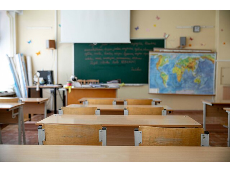 Mokyklų vadovams – rekomendacijos dėl Rusijos agresijai Ukrainoje pritariančių mokytojų