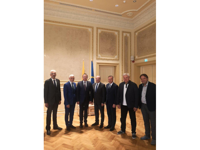 Septynios Klaipėdos regiono savivaldybės susivienijo ir patvirtino Klaipėdos regiono specializacijos strategiją, pagal kurią plėtos regiono ekonomiką iki 2030 metų.