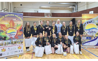 Palangos U13 tinklininkės iškovojo sidabro medalius turnyre Palangos Auksinis ruduo 2024