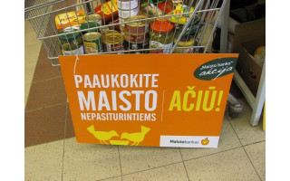 Palangiškių maisto aukos  „Maisto bankui“ kurorto „Maxima“ ir „Lidl“ parduotuvėse atiteks kretingiškiams