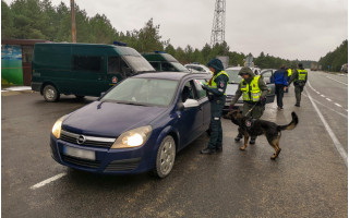 Per bendrą Lietuvos ir Latvijos pareigūnų priemonę prie valstybių sienos užfiksuoti 4 KET pažeidimai