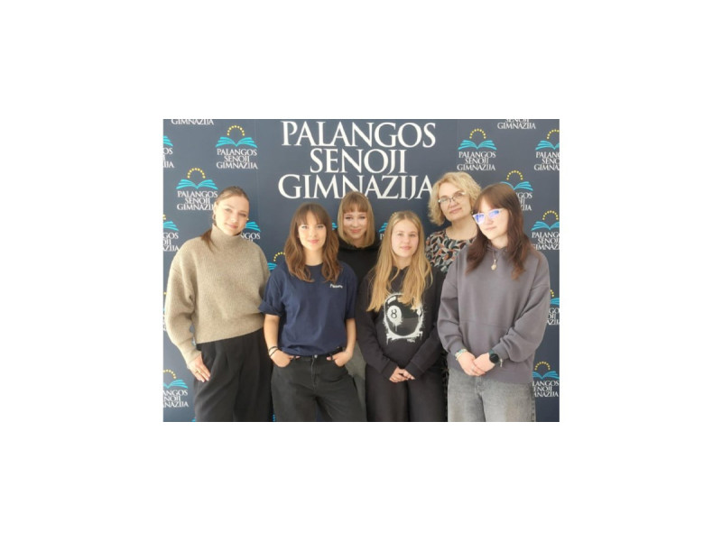 Andrėja Gigaitė, Eva Kniukštaitė, Meida Smulkytė, Žemyna Piktužytė, mokytoja Rita Dočkuvienė, Valerija Beata Zdanavičiūtė