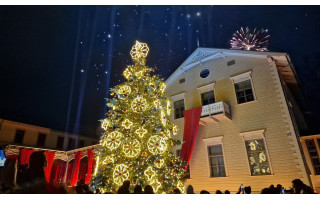 Nepasirūpinusiems Naujųjų planais variantų dar liko: kiek tai kainuos