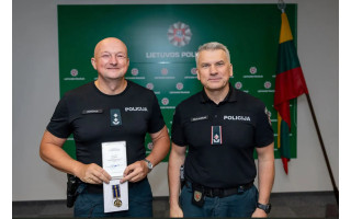 Palangos miesto policijos komisariato viršininkas Kęstutis Bončkus apdovanotas pirmojo laipsnio atminimo ženklu „Už ištarnautus metus“