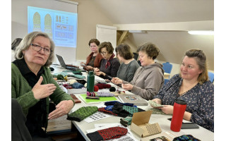 Palangos kurhauze vyko jaukus ir šiltas mezgėjėlių susitikimas