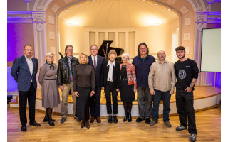 Palangoje įteikta pirmoji Rolando Rastausko literatūrinė premija