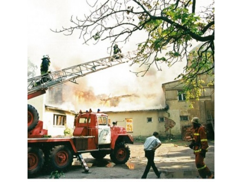 2002 m. rugpjūčio 25 d., 11 val. 20 min.