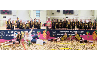 Dviguba Palangos triumfo šventė: U12 ir U13 tinklininkės – Lietuvos čempionės!