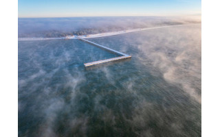Į žinomo fotografo nuostabią nuotrauką, užfiksavusią garuojančią jūrą per šaltį, Palangos meras reagavo šmaikščiai: „Įjungtas geoterminis šildymas!“