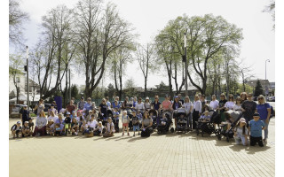 Pasaulinės mamų psichikos sveikatos dienos minėjime  Palangoje susirinko 30 mamų ir virš 30 įvairaus amžiaus vaikų