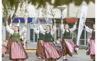 Pajūrio kurortą užlies liaudiškų šokių ritmai