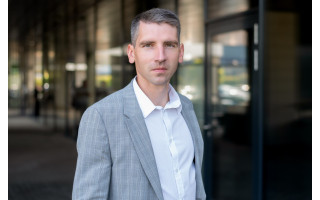 Palangoje – 5 naujos „Enefit“ elektromobilių įkrovimo stotelės