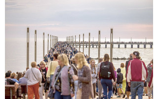 Įsižiebus naujiems šviestuvams Palanga nušvinta gintaro spalva