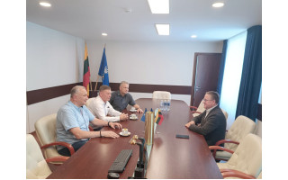 Tarybos  nariai Arvydas Martinkėnas, Eimutis Židanavičius ir Kultūros skyriaus vedėjas Robertas Trautmanas lankėsi Sakartvele