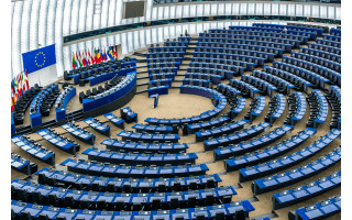 Europos Parlamentas patvirtino naująją Europos Komisiją