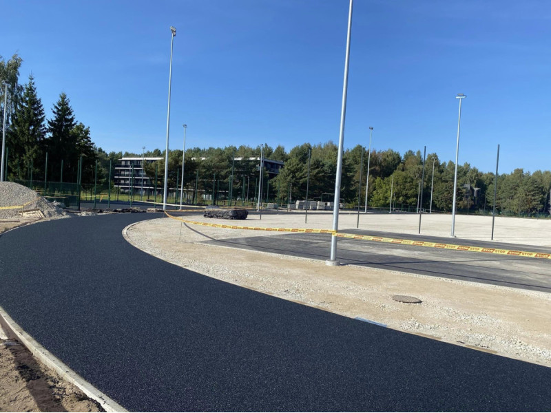 Spalio 1 dieną Senoji gimnazija savo bendruomenę pakvies į rekonstruoto stadiono atidarymą