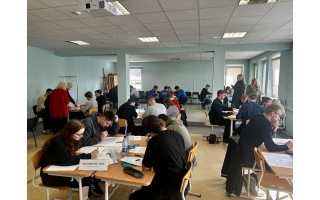 Matematika jungia protus: Klaipėdoje vyko tarptautinis tiksliųjų mokslų renginys „Sužinok–Apskaičiuok–Įsimink 2025“