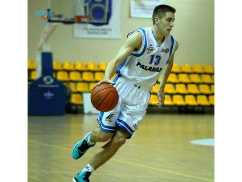  Geriausiu jaunuoju NKL krepšininku buvo išrinktas Palangos sporto centro auklėtinis, klubo „Palanga“ gynėjas Erikas Kubilius. 